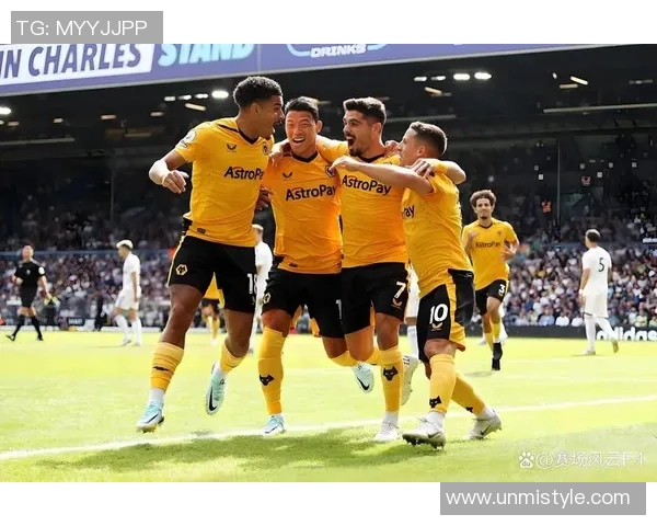 莱特斯城与狼队激战正酣谁能在英超赛场中笑到最后